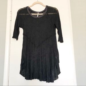 Free people black raw edge top xs